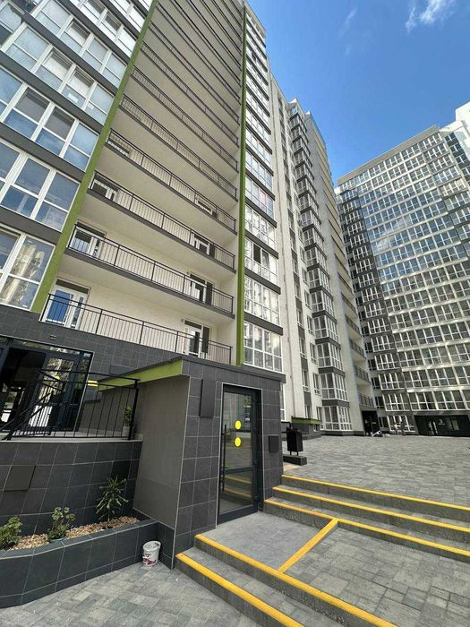 Продам 1 комнатную квартиру в сданном доме. ЖК Акварель 3.Центр города