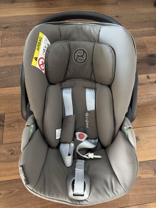 Продам автокрісло Cybex для немовля до 6 місяців