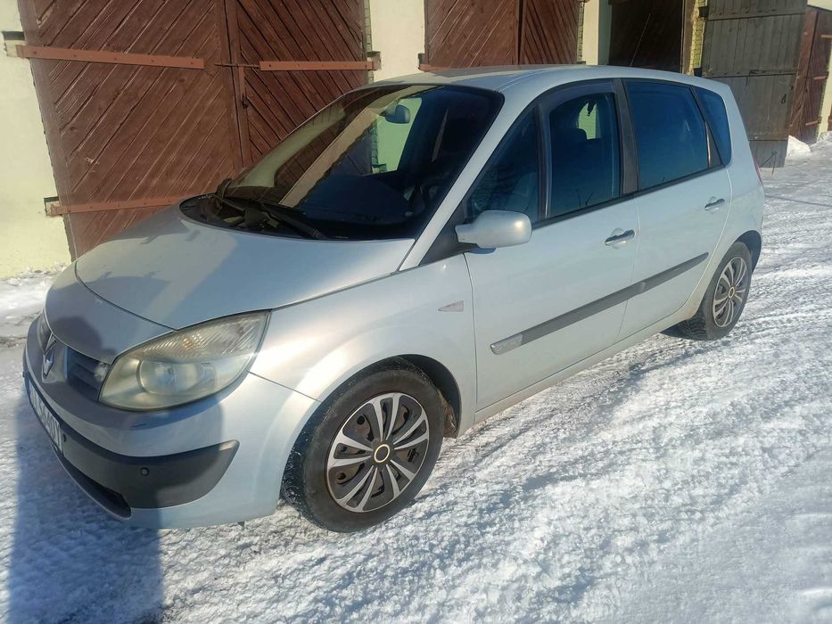 Sprzedam Renault Scenic 2.0 16v 140km