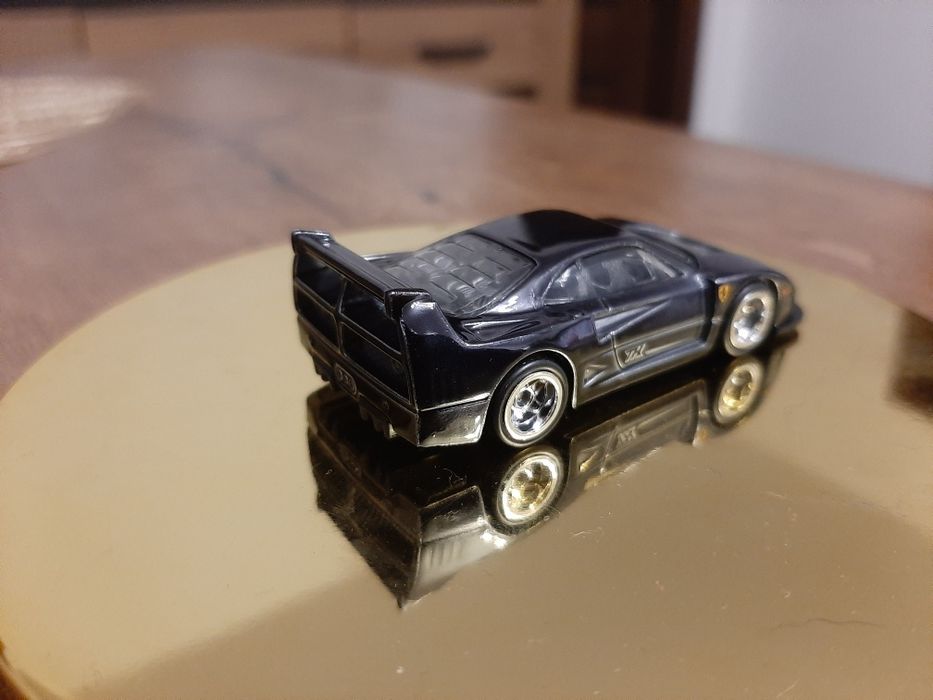Hot wheels ferrari f40 sth