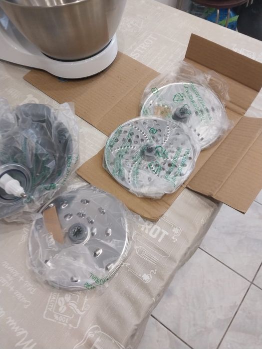 Комбайн Kenwood KHC29A