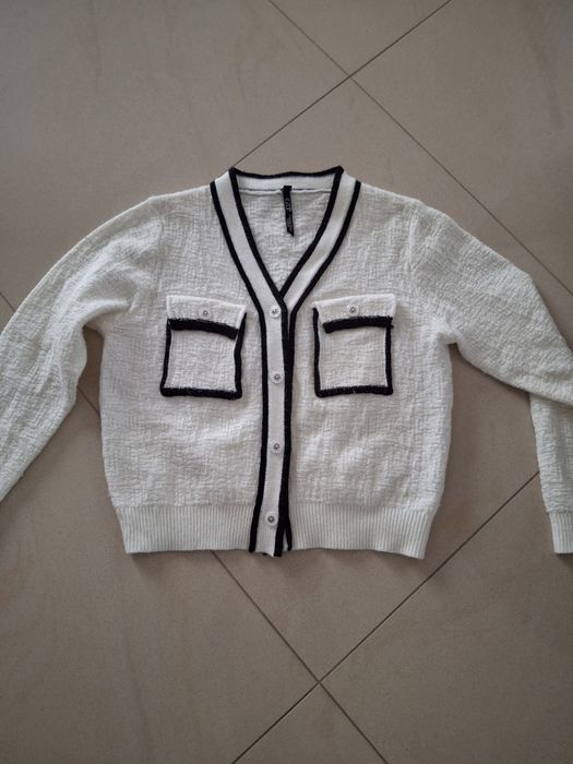 Sweterek bialy rozmiar M