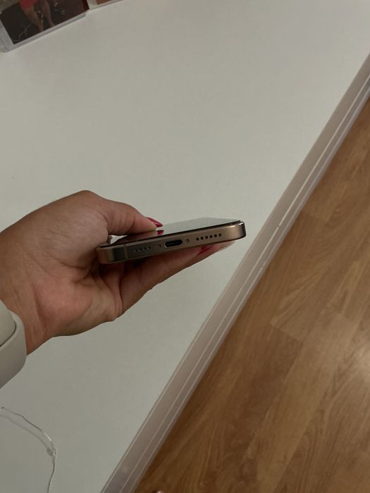 Iphone 16 Pro Max 256gb Titanio-Deserto Troca
