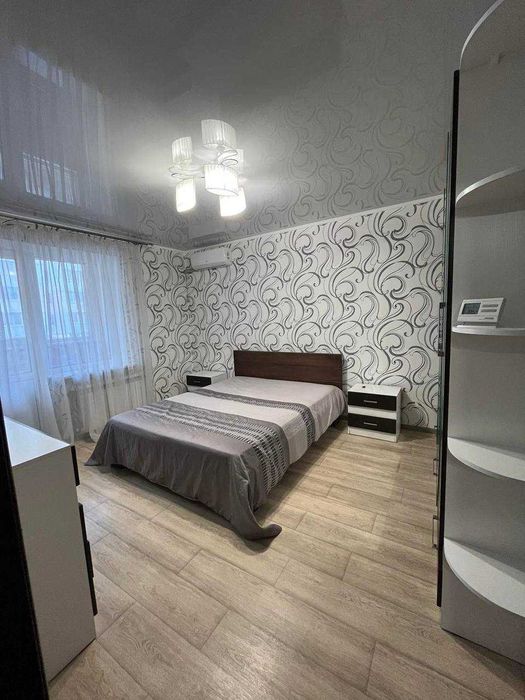 Оренда 3-кімнатна квартира + паркомісце