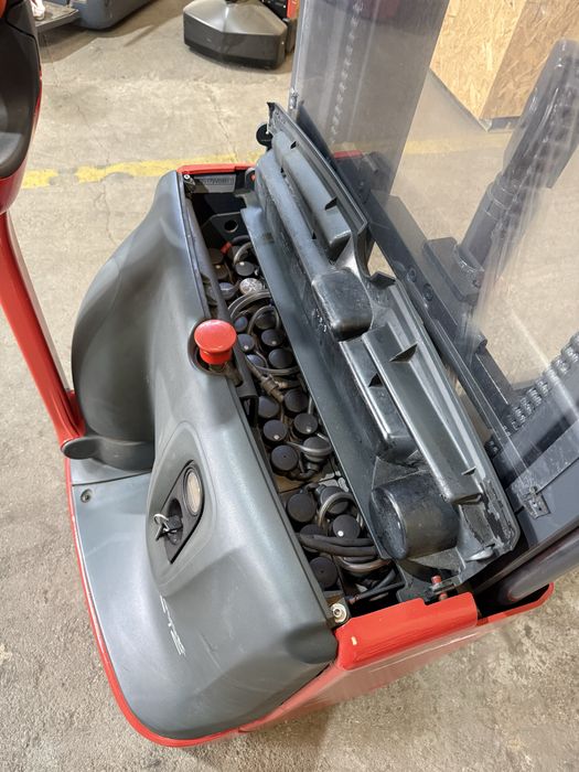 Stacker/porta paletes triplex linde recondicionado!!!