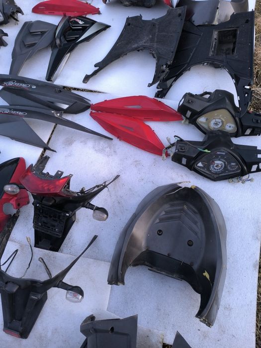 Części Skuter Ferro 50 - Lampy, Plastiki, owiewki