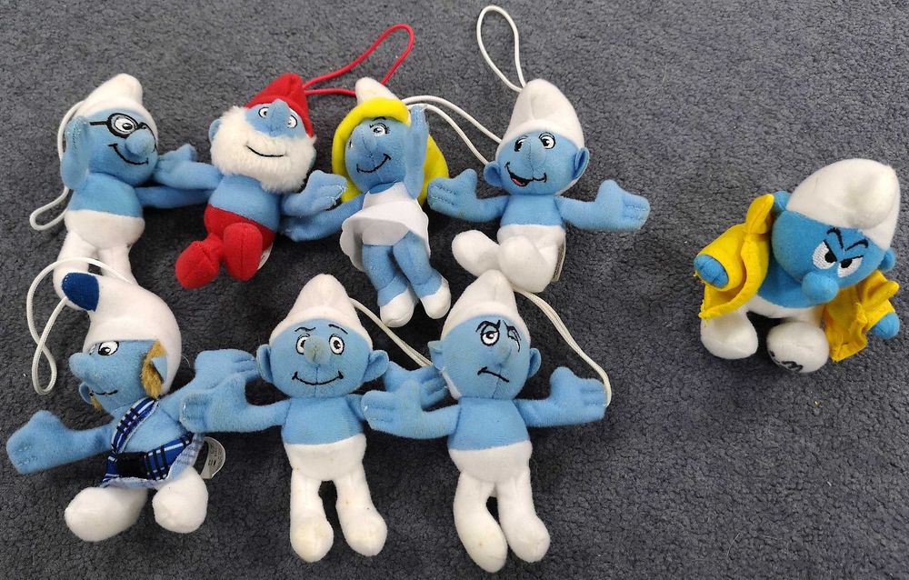 Dreamworks - "A História de uma Abelha" / "Estrunfes , Smurfs" / Animais - "O bando do bosque" & "O bando do mar" (peluches / coleção)