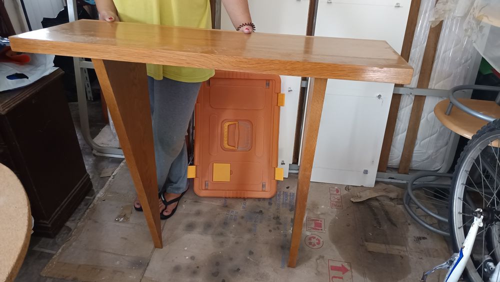 Mesa de apoio Carvalho maciço