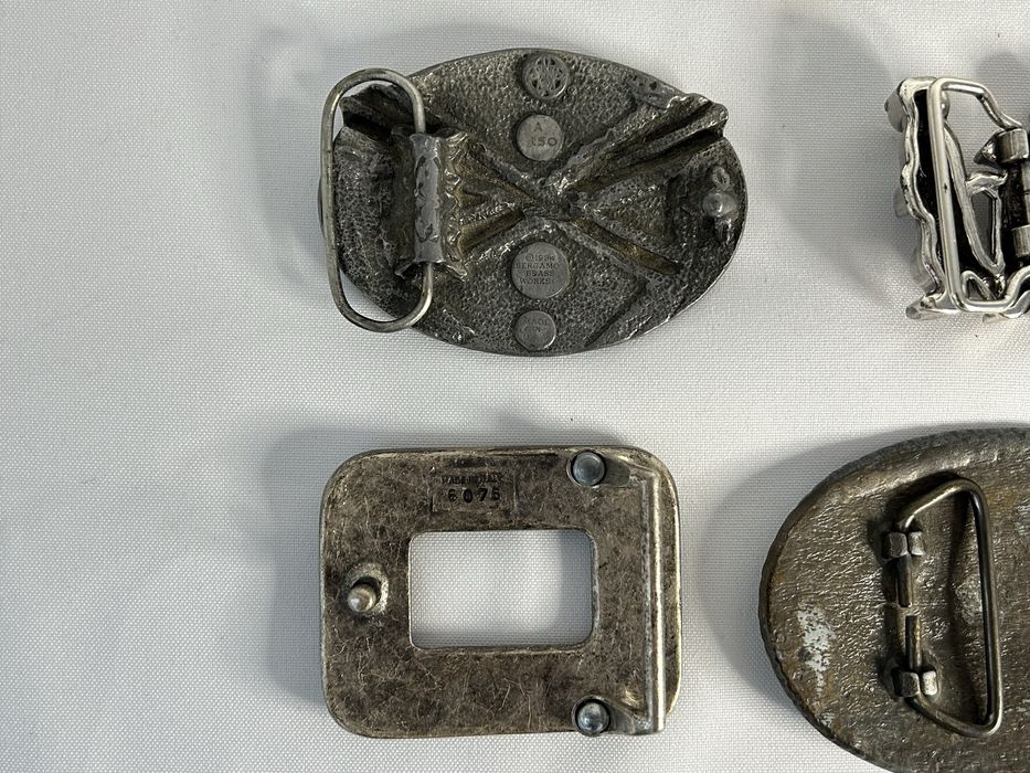 Вінтажні пряжки для ременів