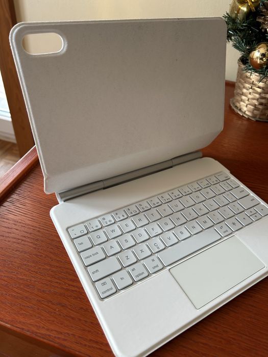 Etui z klawiaturą do Ipad 11” 2025 / Ipad 10.9 2022