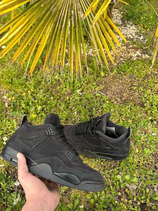 Iconic and Timeless Jordan 4 Retro Black 39