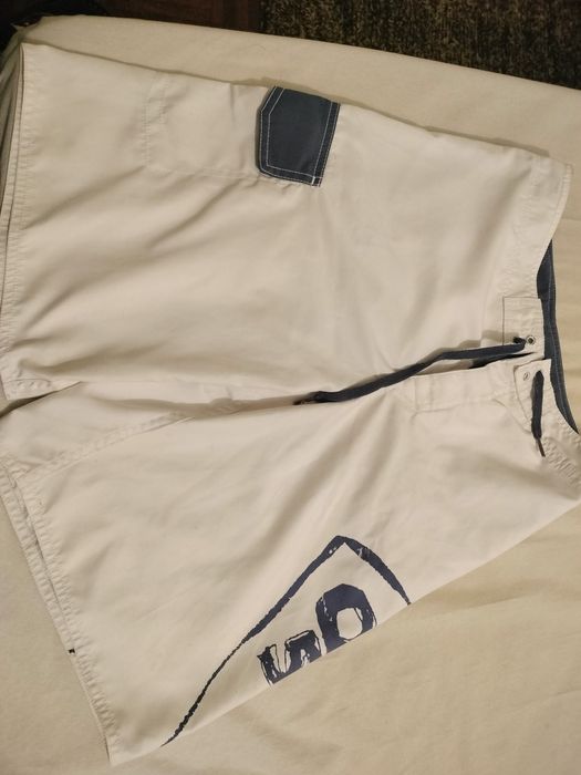 Calções Quiksilver T16