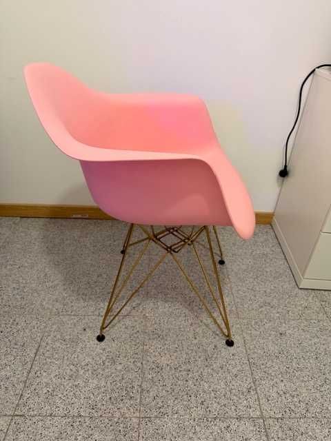 Cadeira com braços Brich Scand Metal - Cor : Algodão Doce, Metal : Dourado