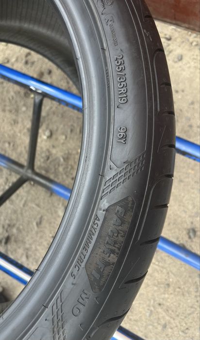 255/35/19 R19 Goodyear Eagle F1 Asymmetric5 літо 2 шт ціна за 1 шт