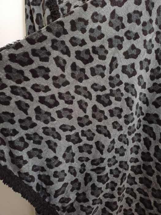 Koc z kapturem, ponczo 120x160