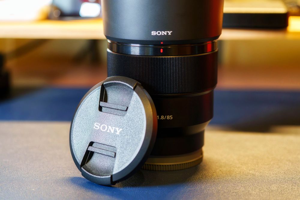 Sony 85mm f/1.8 – Como Nova (com caixa)