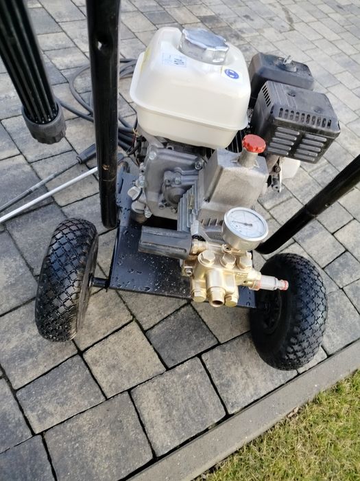 Myjka kranzle spalinowa