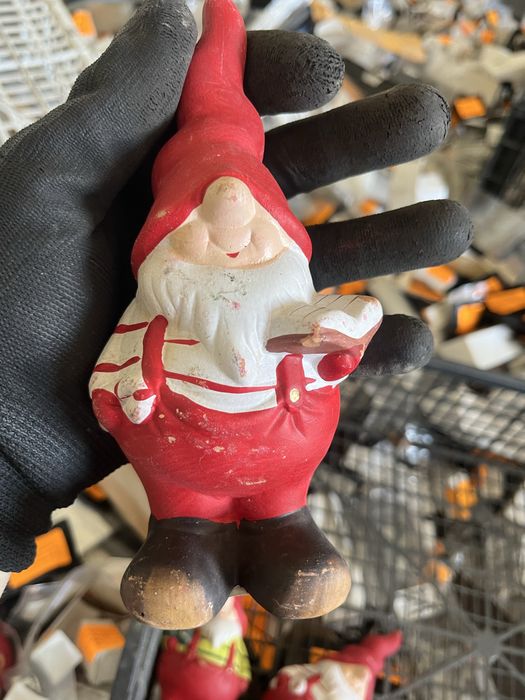 Krasnal świateczny mikołaj gwiazdor święta bożego narodzenia ozdoba gwiazdor figurka dekoracyjna dekoracje świąteczne krasnoludek ogrodowy ceramika