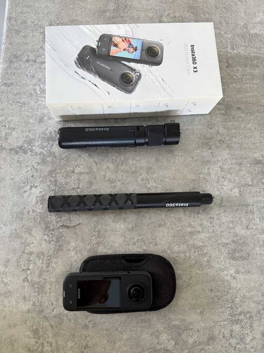 Insta360 X3 – kamera 360°  plus stick i zapasowa bateria