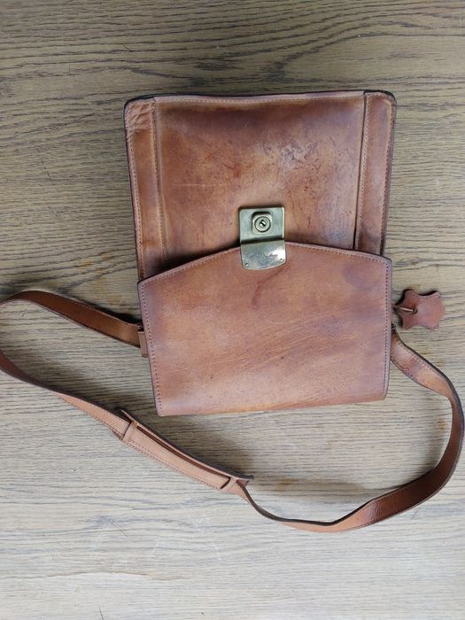 Torba raportówka skórzana, PRL,gruba skóra bydlęca 
Gruba skóra bydlęc