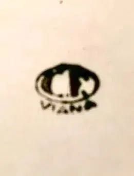 C. F. VIANA - caixa de porcelana antiga - 20 x 12,5 x 12,5 cm/s