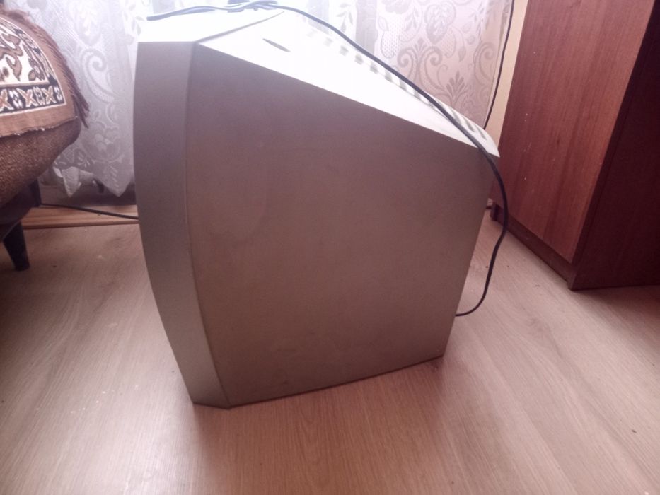 Телевізор кольоровий