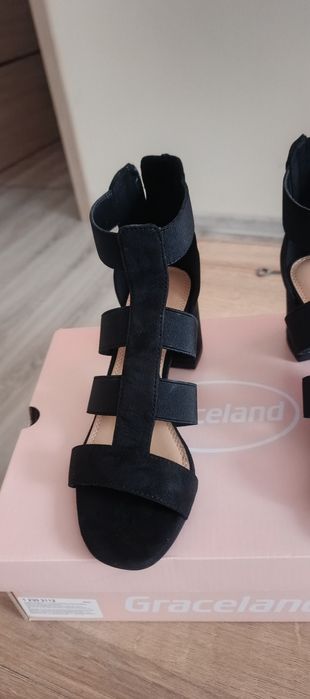 Nowe buty z Deichmann