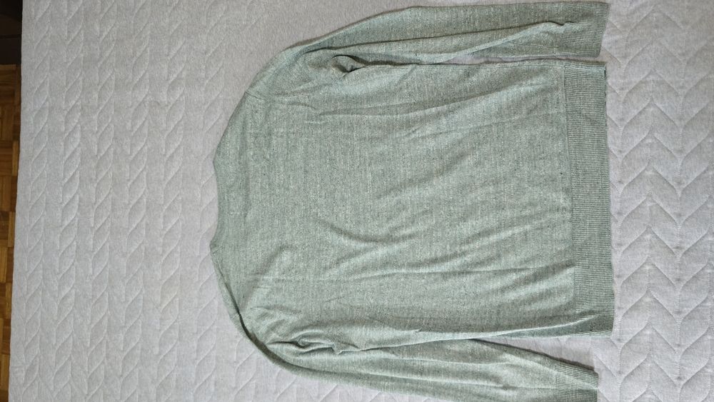 Camisola Springfield Tamanho M
Cor: verde
Em ótimo estado