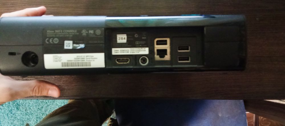 Xbox 360 e консоль