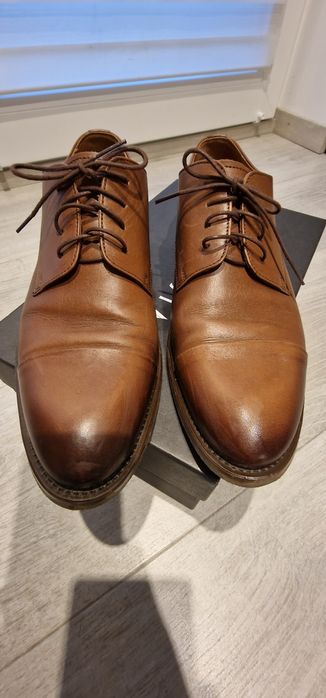Eleganckie buty Vistula rozmiar 40