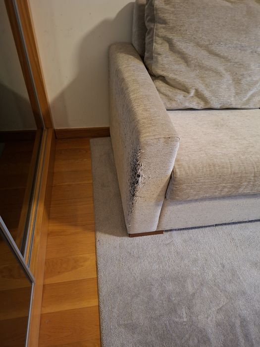 SOFÁ 1.50x0.80 com cama 1.80x1.00