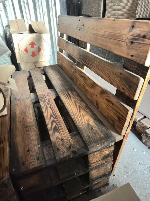 Міцний диван з палет (можна на вулицю)