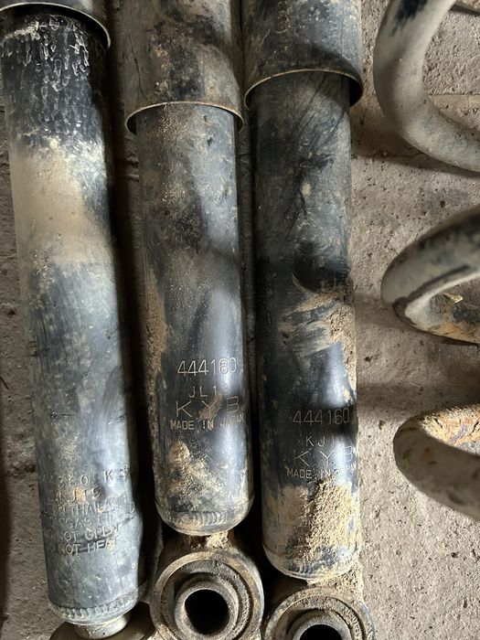 Підвіска на Нісан Патрол Y61