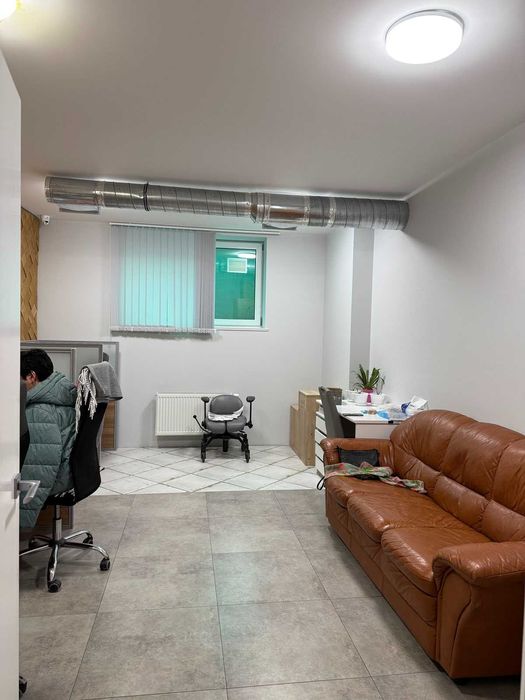 Від Власника, Фасадне приміщення 100 кв.м, біля метро Васильківська.