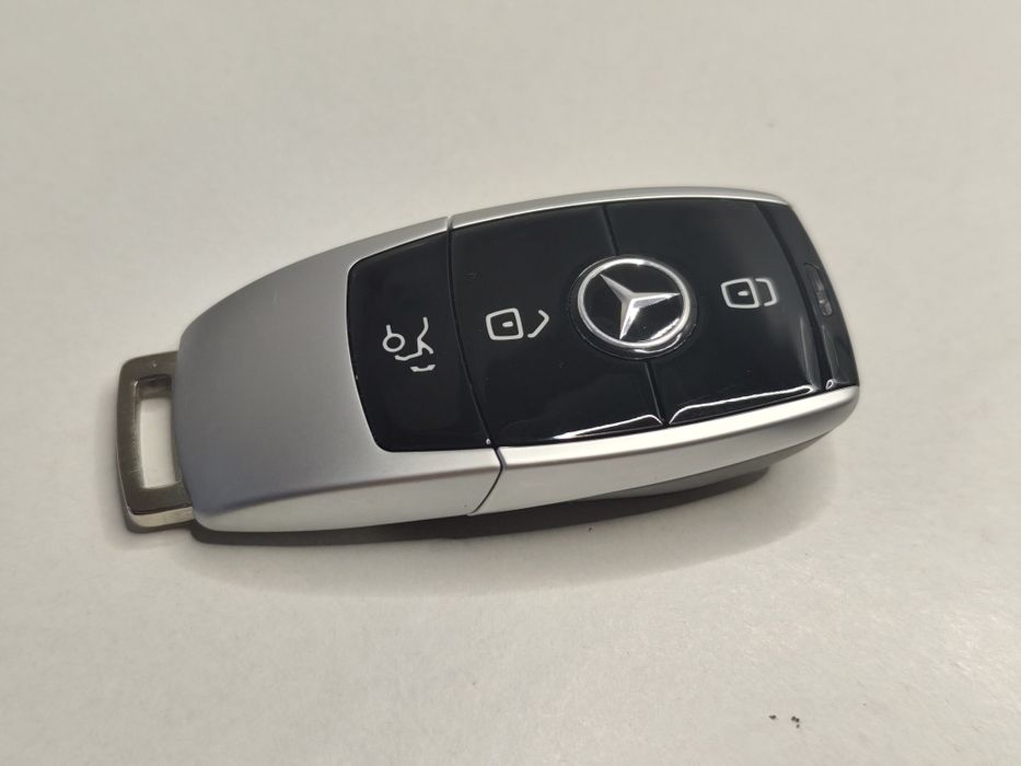 Carcaça Chave Mercedes W213 W205 W177 W222 W247 W257 W463 E C A S G GLC CLA 3 Botões Capa Branco Preto Novo