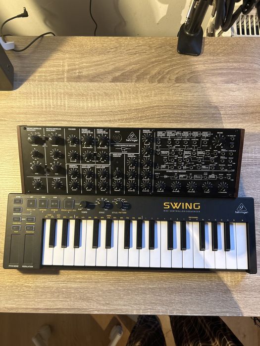 Behringer K2 MkII + Swing keyboard/sequencer