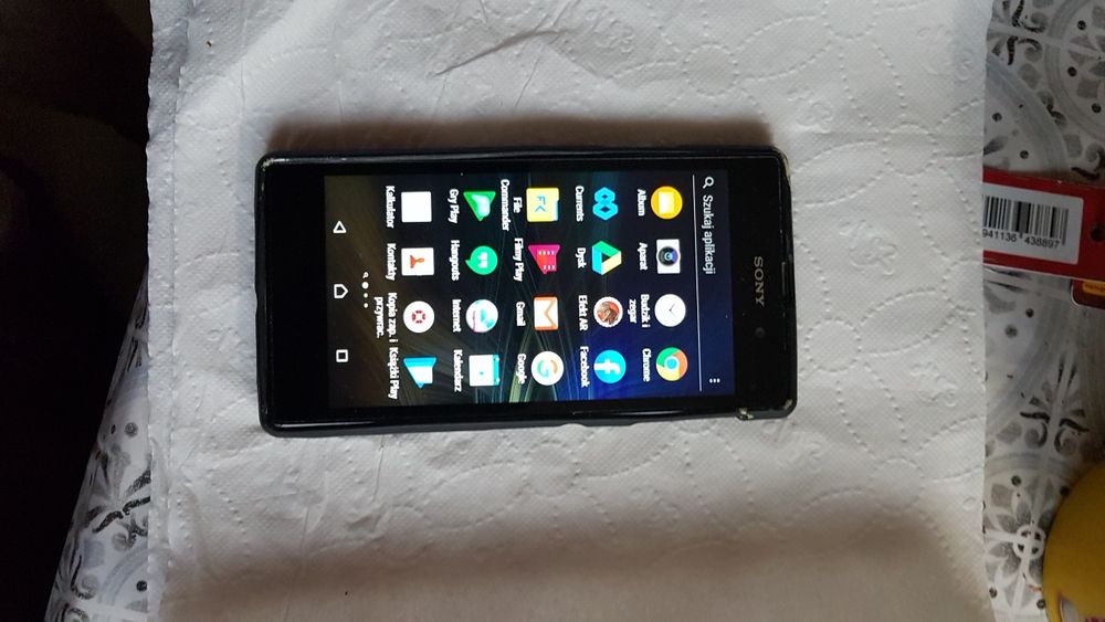 sony xperia z1,bez simlocka,sd slot,sprawny,ladny