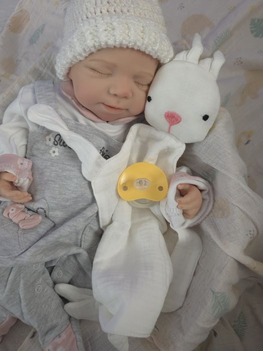 Bebé Reborn Menina Realista Silicone Sólido Completo 45 cm
