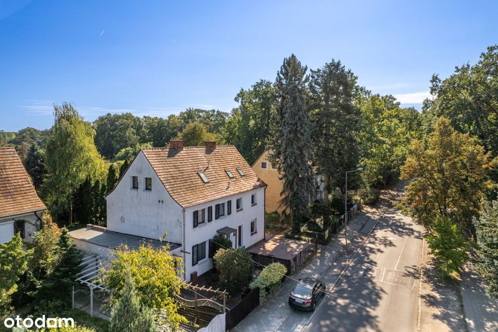 Tuż przy wejściu do Parku Grabiszyńskiego