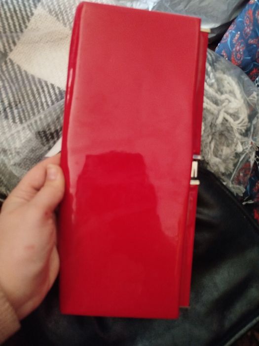 Клатч вінтажний лаковий