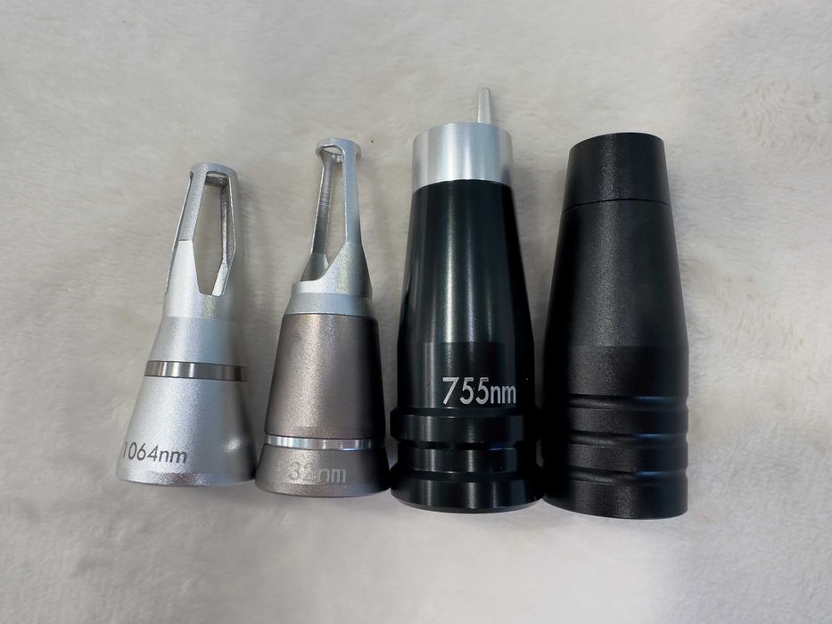 Aparelho de Peeling de Carbono (Hollywood Peeling)