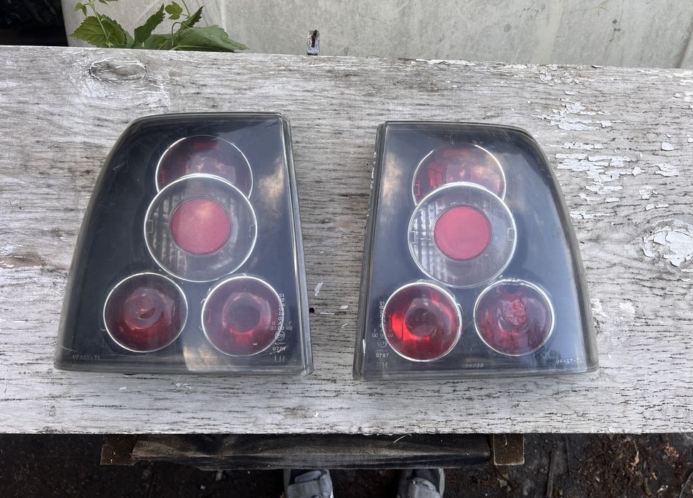 Фонарь левый правый стоп Volkswagen Passat B5 седан фольксваген пассат