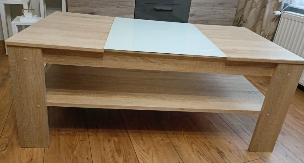 Stolik kawowy z blatem szklanym