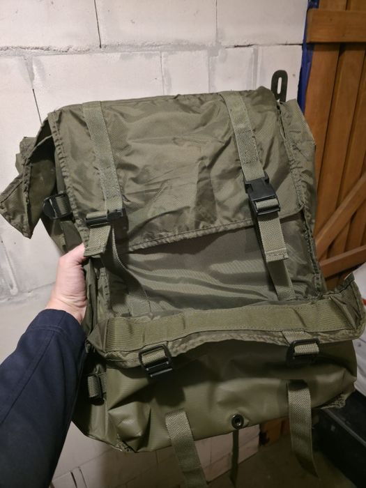 Nowy plecak/zasobnik do radiostacji Harris RF 5930