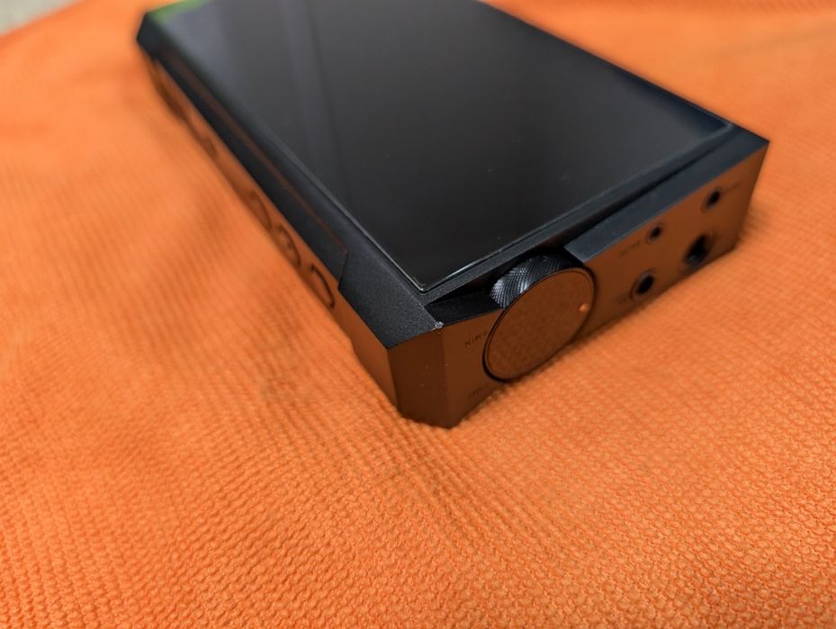 Hi-Res аудіо плеєр FiiO M17 Black