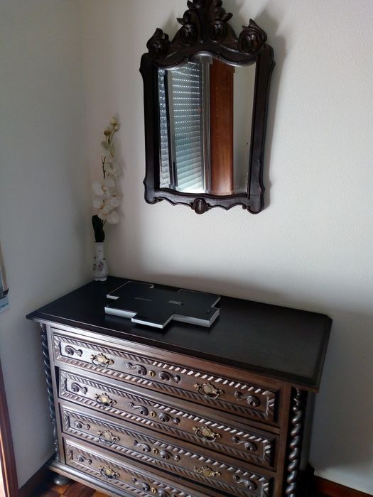 Mobília de quarto de casal antiga / vintage