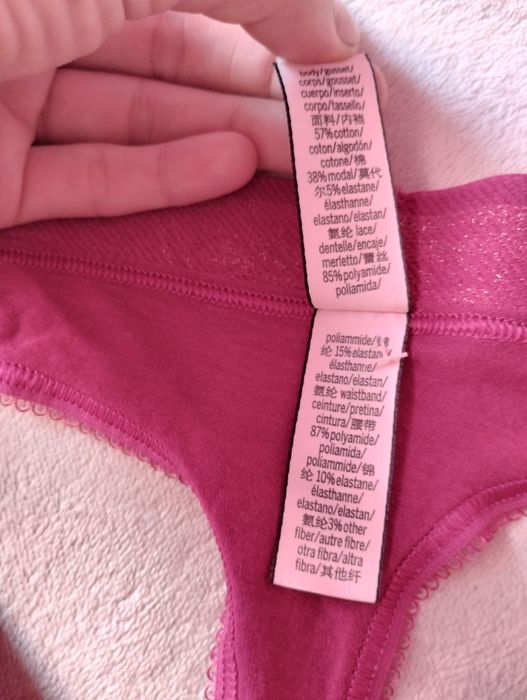 Nowe majtki damskie stringi rozm L Victoria's Secret