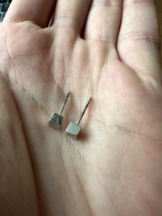 Kolczyki męskie sześciany - stal nierdzewna