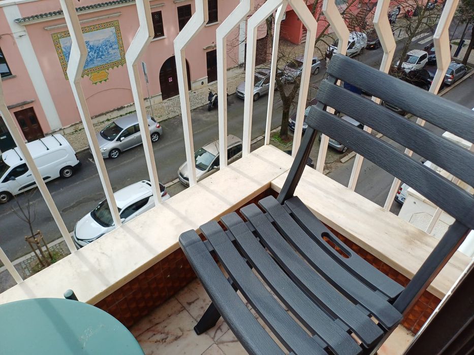 Apartamento T1+1 para arrendar na zona do Areeiro.