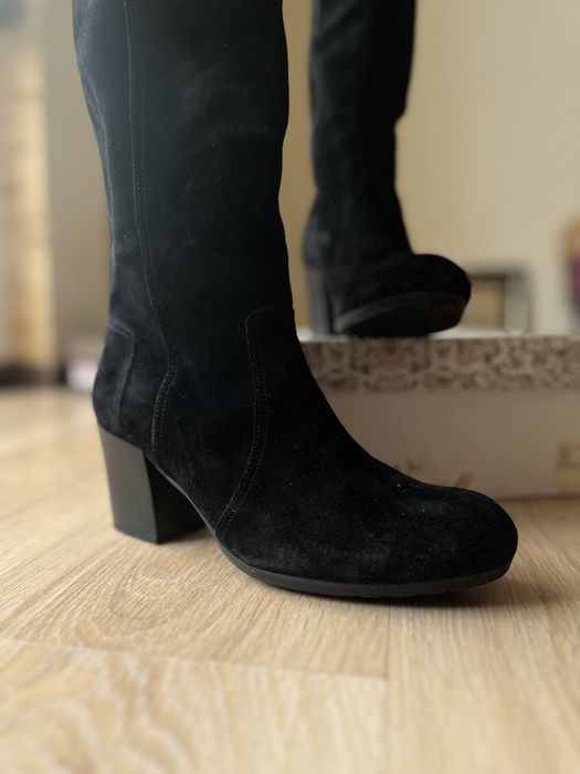 Замшеві сапожки чоботи натуральні 39 Італія